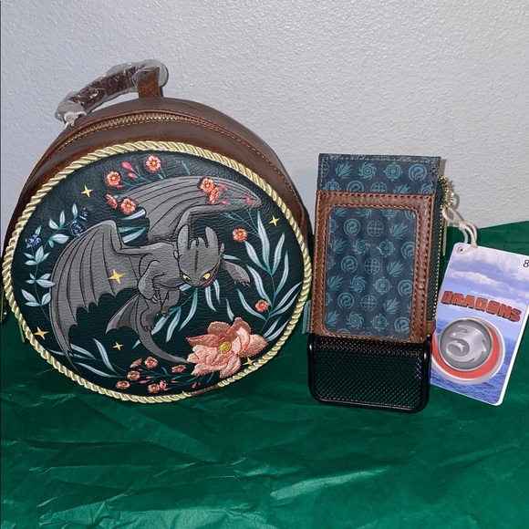 Exclusive Loungefly How to Train Your Dragon Toothless Floral Mini Backpack Set - Picture 2 of 10